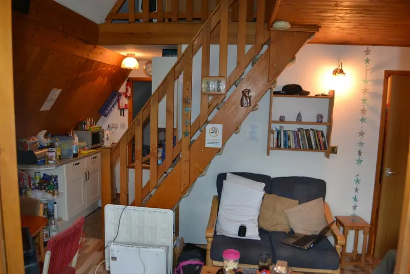 The longe area with a view of the kitchen
