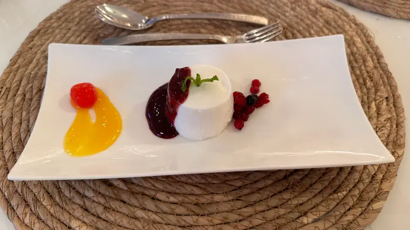 Laura’s Desert - Pannacota with Coconut Milk and Jam