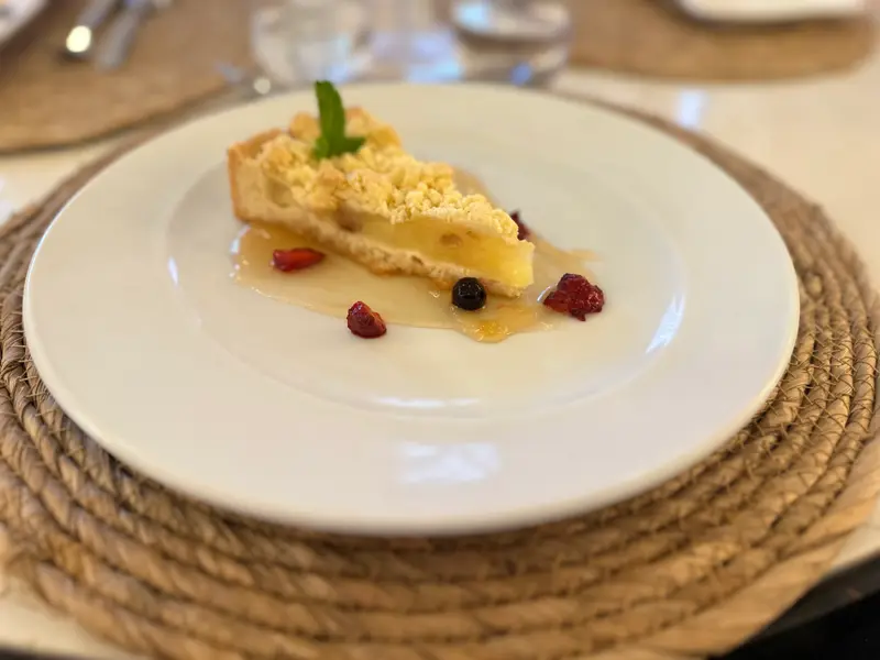 Neil’s Desert - Apple Pie with Rhubarb